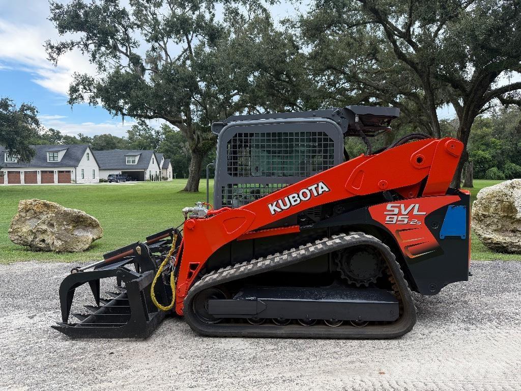 Kubota SVL 95-2 S Skid steer loderler