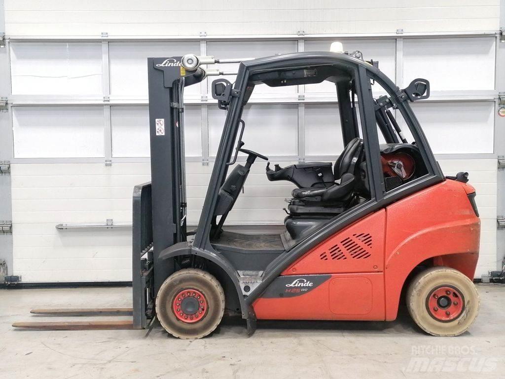 Linde H25T-02 LPG'li forkliftler