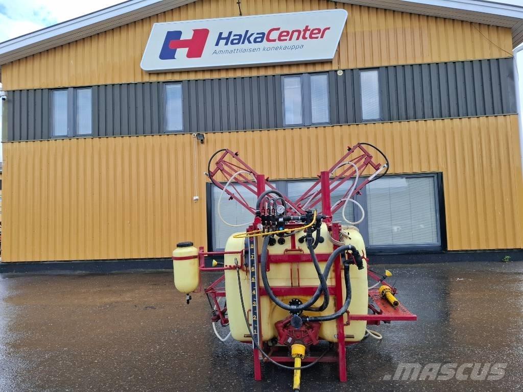 Hardi 800/12 Monte edilebilir pülverizatörler