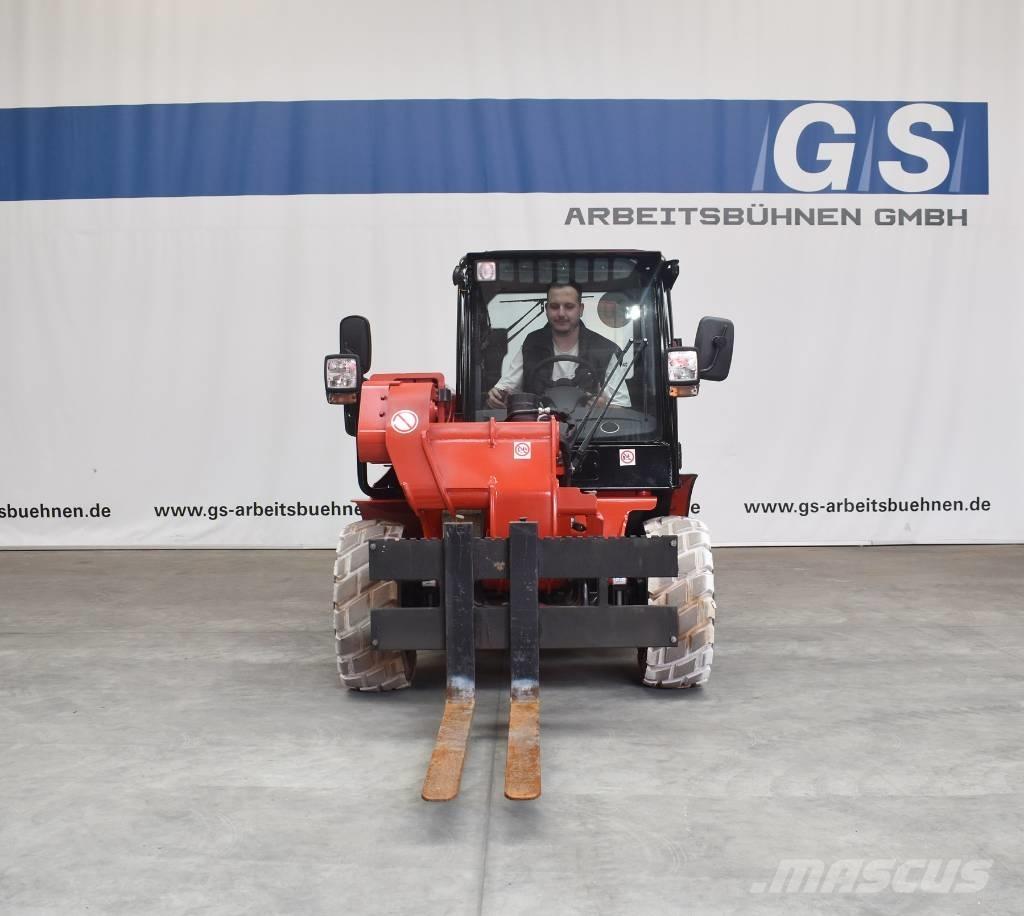 JCB 520-40 4WS Teleskopik yükleyiciler