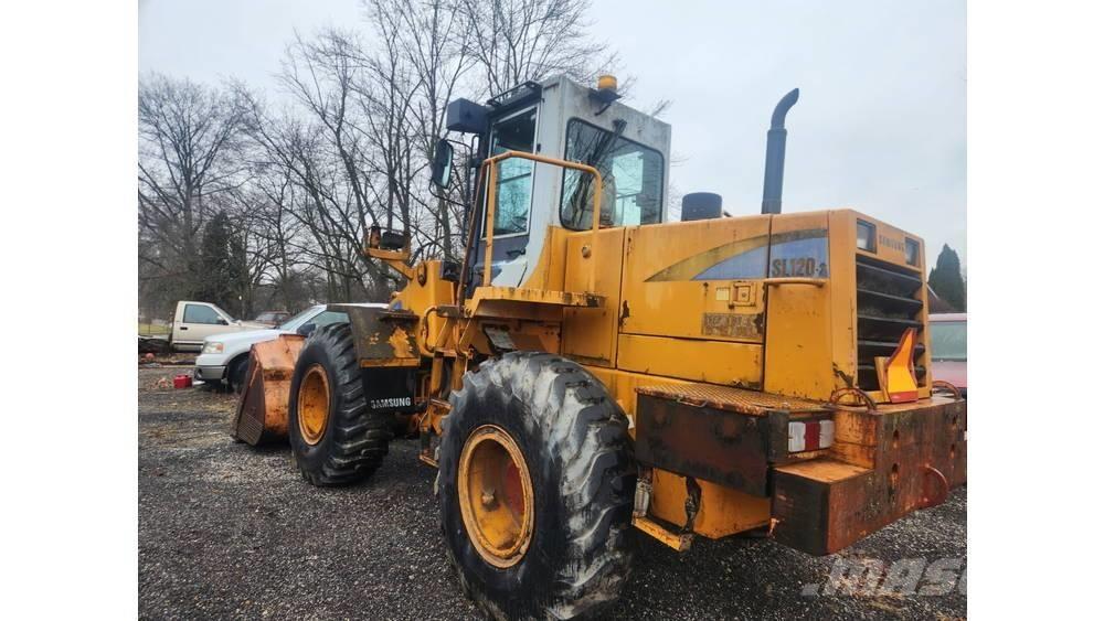 Samsung SL 120-2 Tekerlekli yükleyiciler