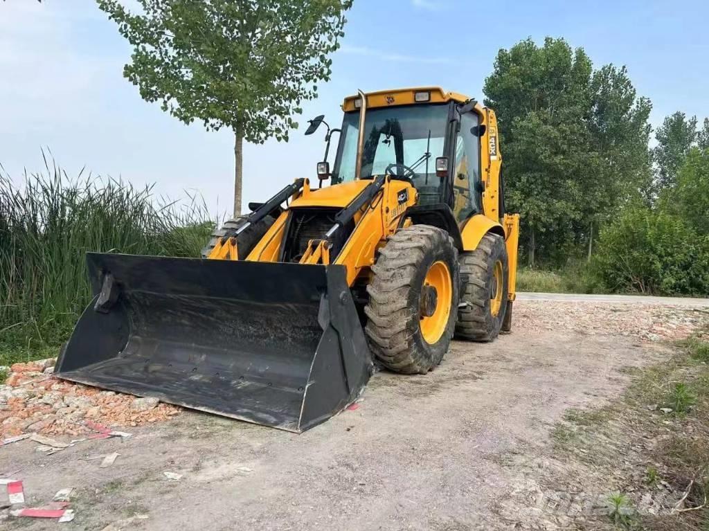 JCB 4CX Kazıcı yükleyiciler - beko loder