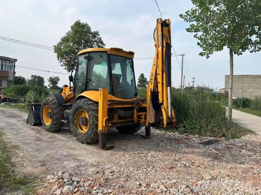 JCB 4CX Kazıcı yükleyiciler - beko loder