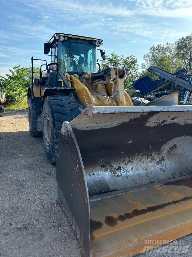 CAT 966m Tekerlekli yükleyiciler