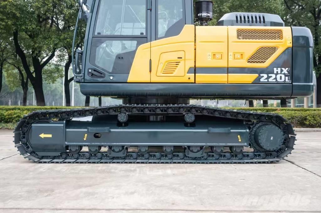 Hyundai HX 220 L Paletli ekskavatörler