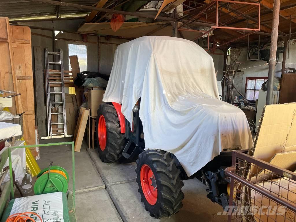 Kubota L2-421 Traktörler