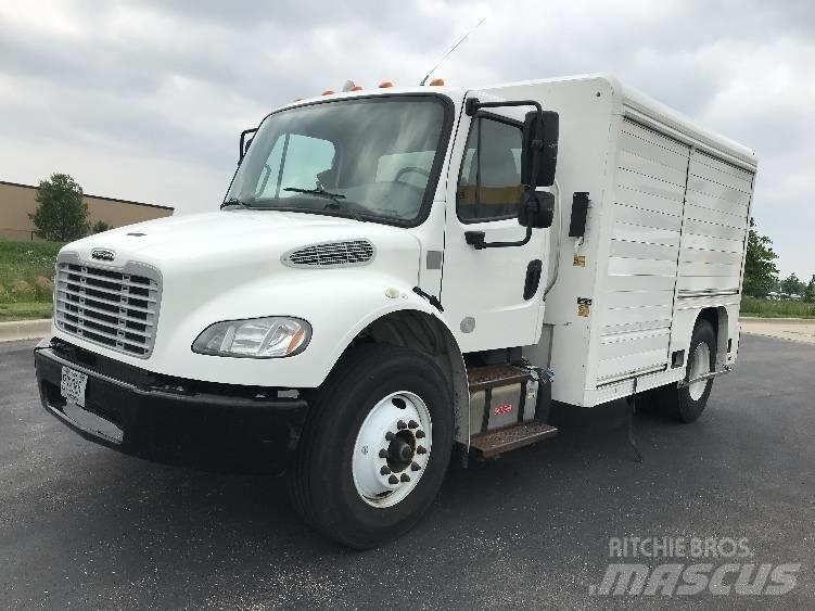 Freightliner M2 İçecek kamyonları