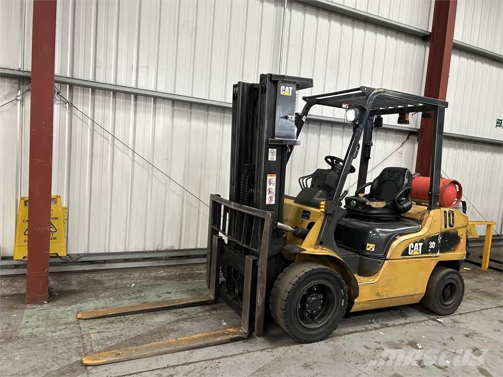CAT GP30NT LPG'li forkliftler