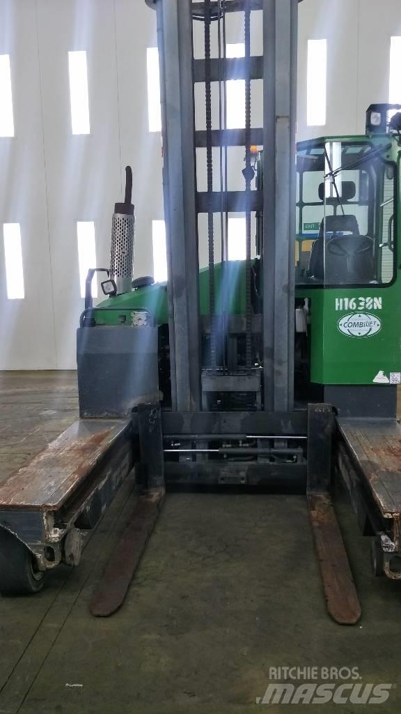Combilift C4500 Sideloader - dört yönlü forkliftler