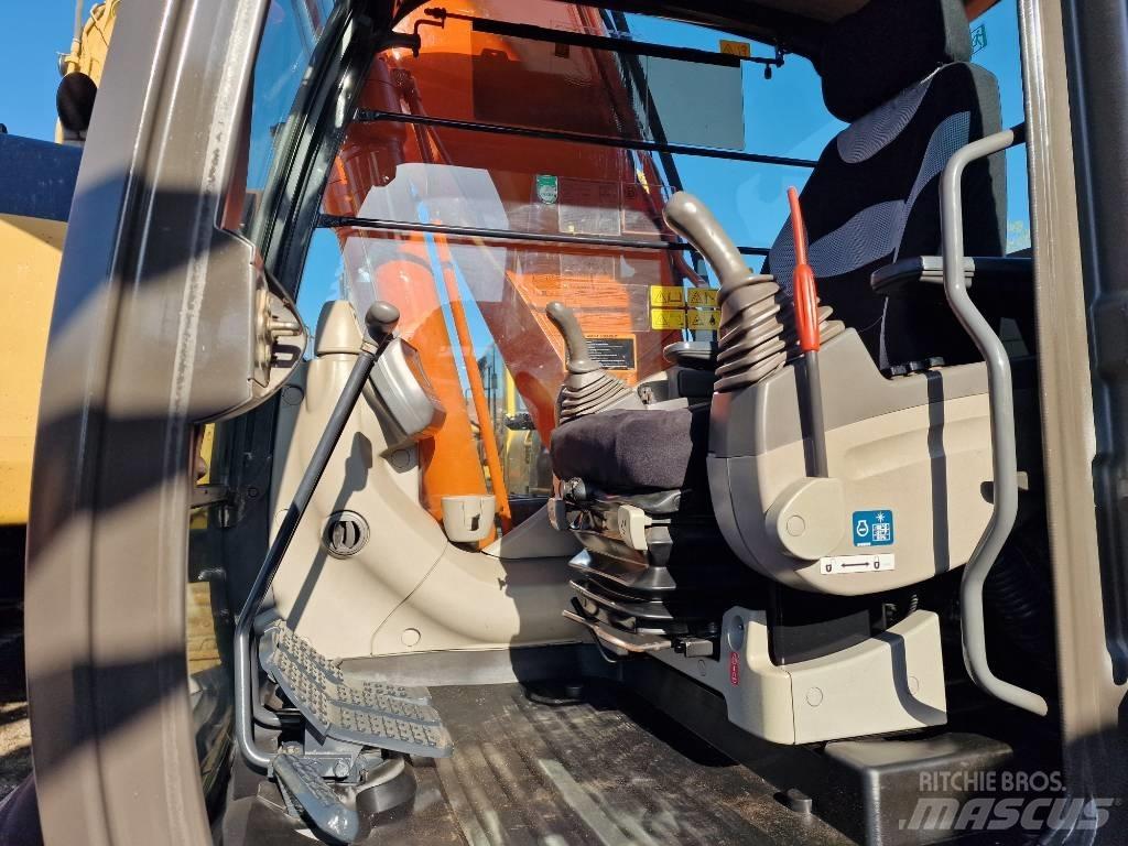 Hitachi ZX 180 LC N Paletli ekskavatörler