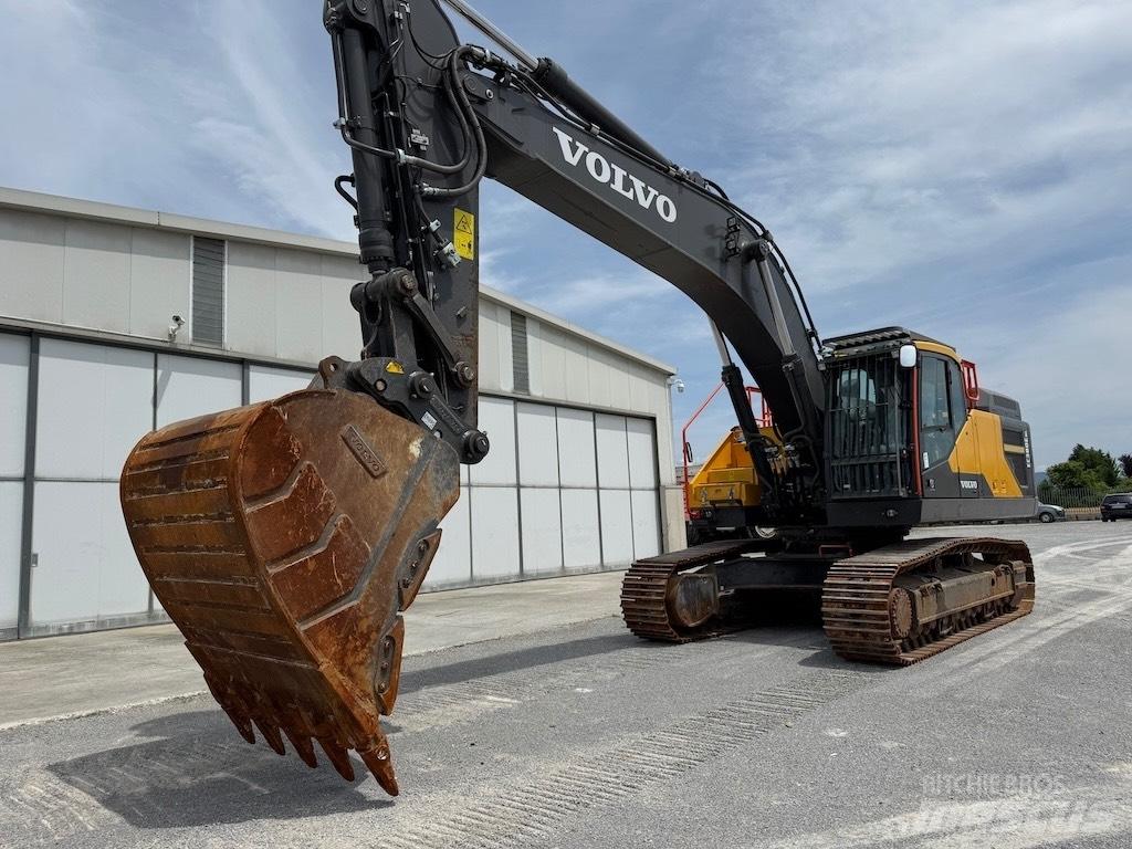 Volvo EC 380 E Paletli ekskavatörler