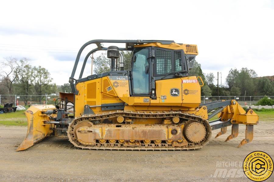 DEERE 750K XLT Paletli dozerler