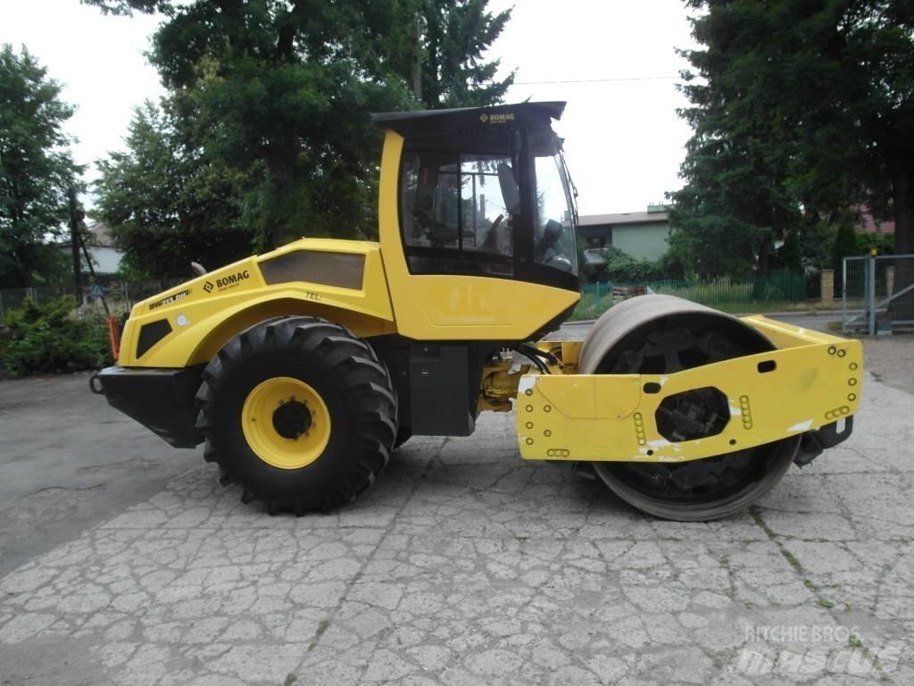 Bomag BW 213 DH-5 Tek tamburlu silindirler