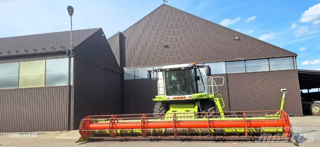 Claas 570 Biçerdöverler