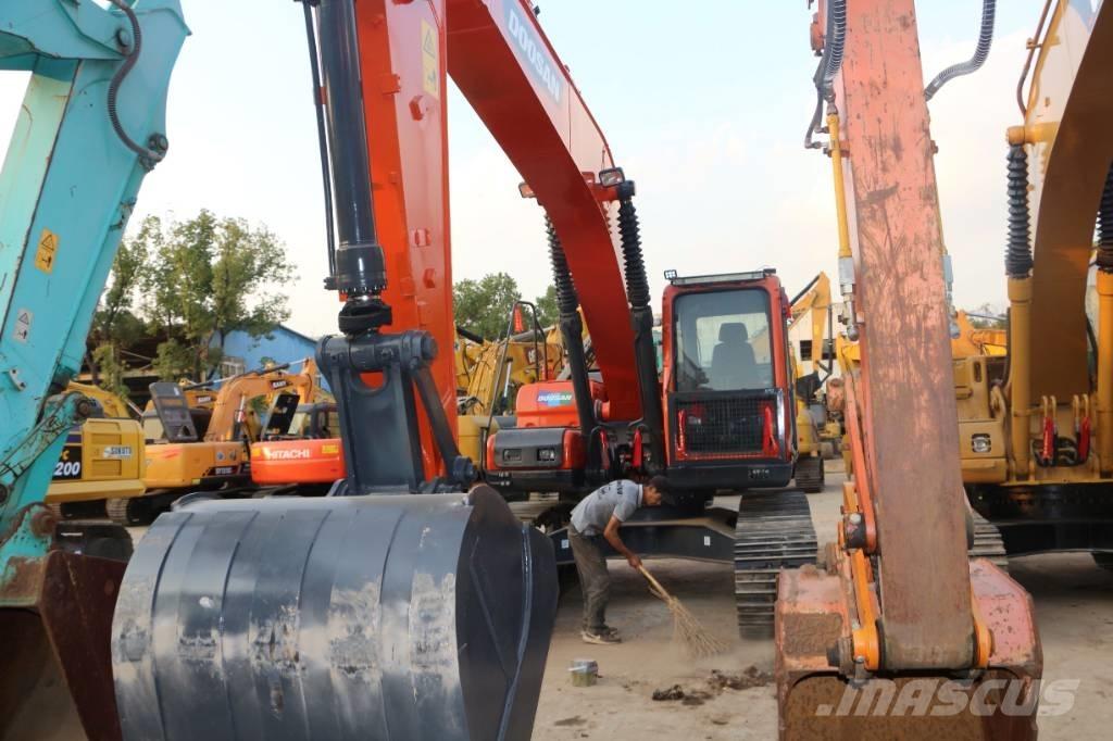 Doosan dx225 Paletli ekskavatörler