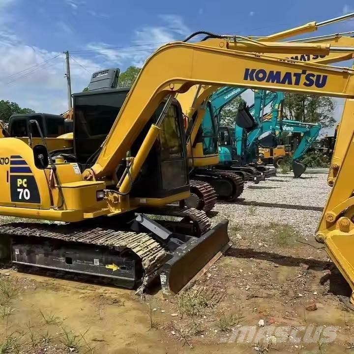 Komatsu PC 70 Paletli ekskavatörler