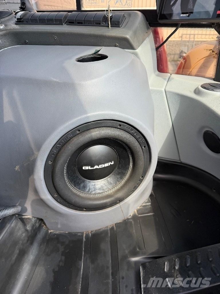 Huddig 1260D Kazıcı yükleyiciler - beko loder
