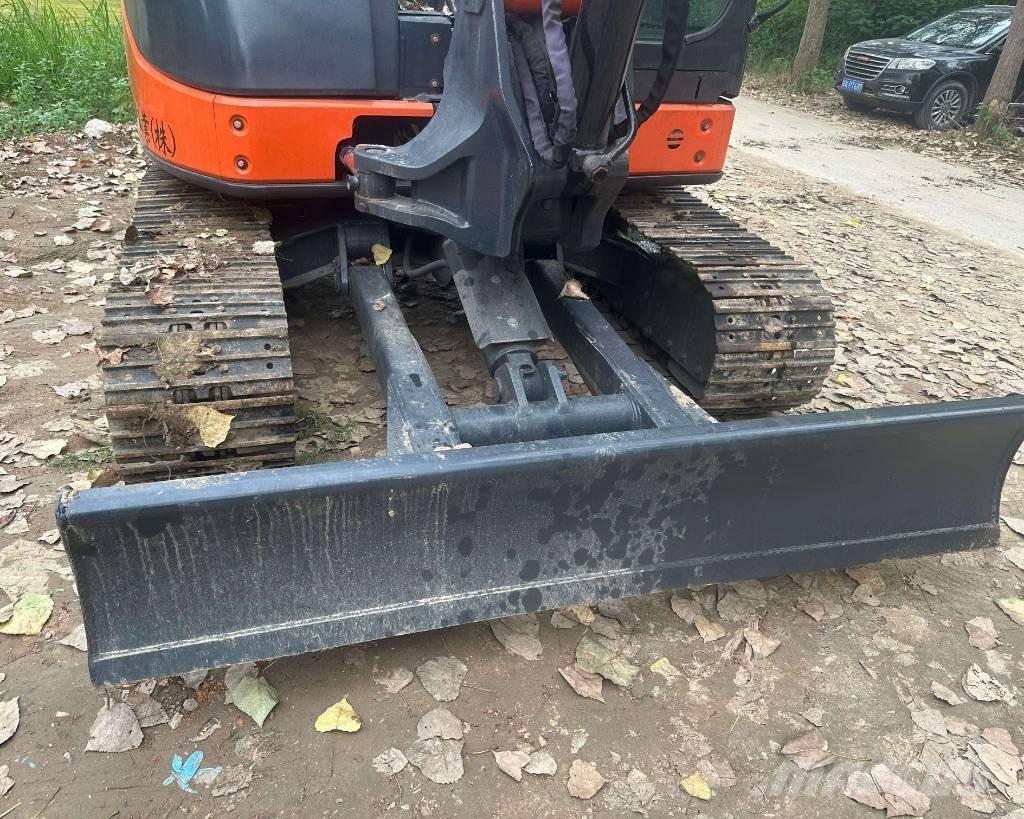 Hitachi ZX 50 U Mini ekskavatörler, 7 tona dek