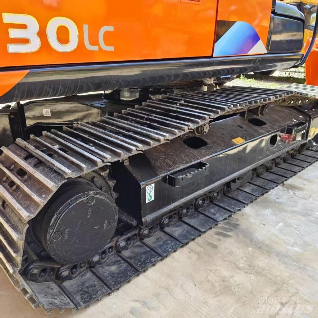 Hitachi ZX 130 Paletli ekskavatörler