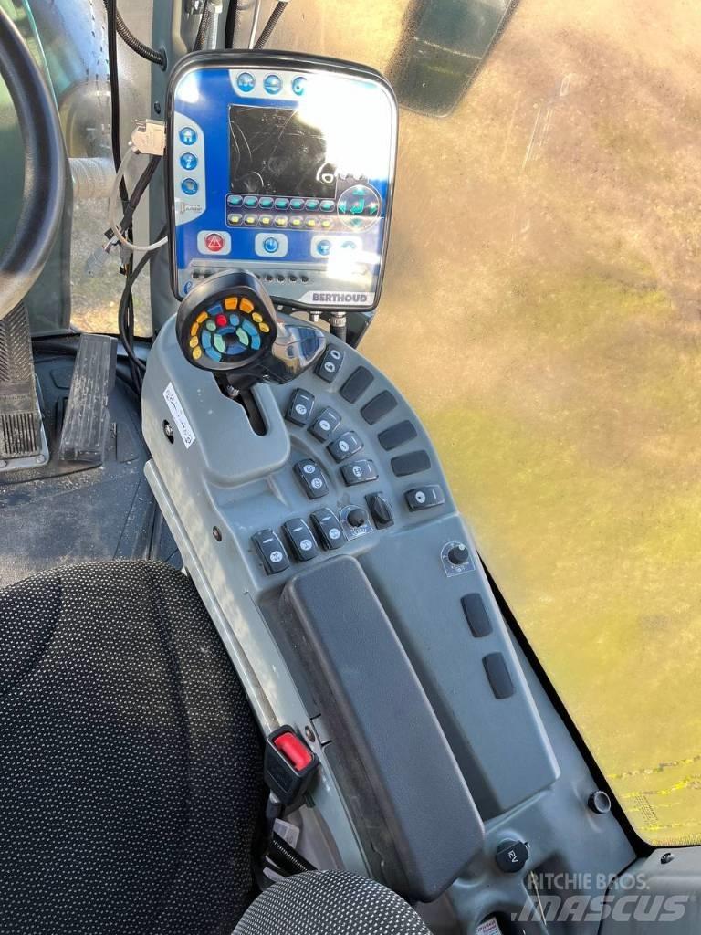 Berthoud Raptor 3240 Kendinden tahrikli pülverizatörler