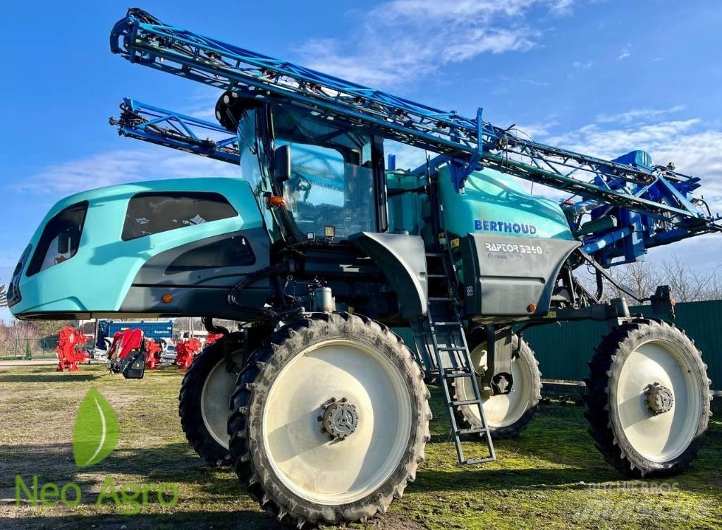 Berthoud Raptor 3240 Kendinden tahrikli pülverizatörler