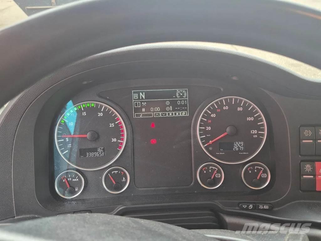 MAN 26.402 Yol-Arazi Tipi Vinçler (AT)