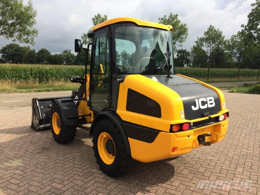 JCB 406 Tekerlekli yükleyiciler