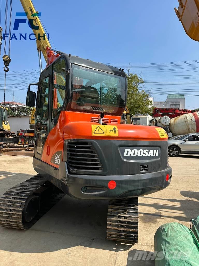 Doosan DX 60-9 C Paletli ekskavatörler