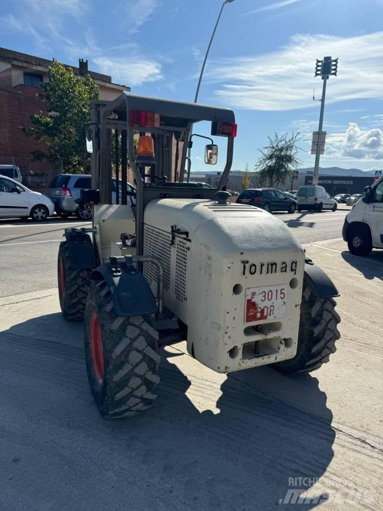 Tormaq 2542 Teleskopik yükleyiciler