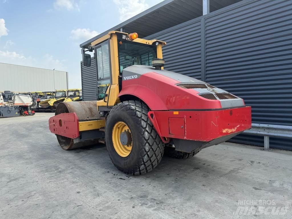 Volvo SD135B Tek tamburlu silindirler