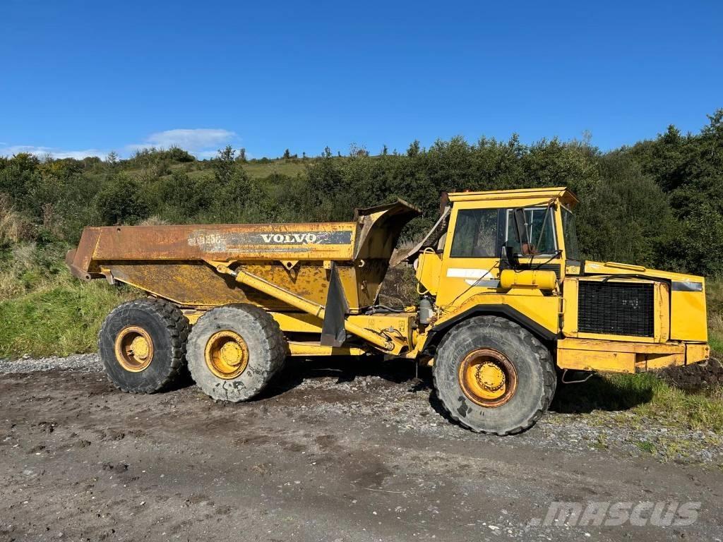 Volvo A 25 C Belden kirma kaya kamyonu