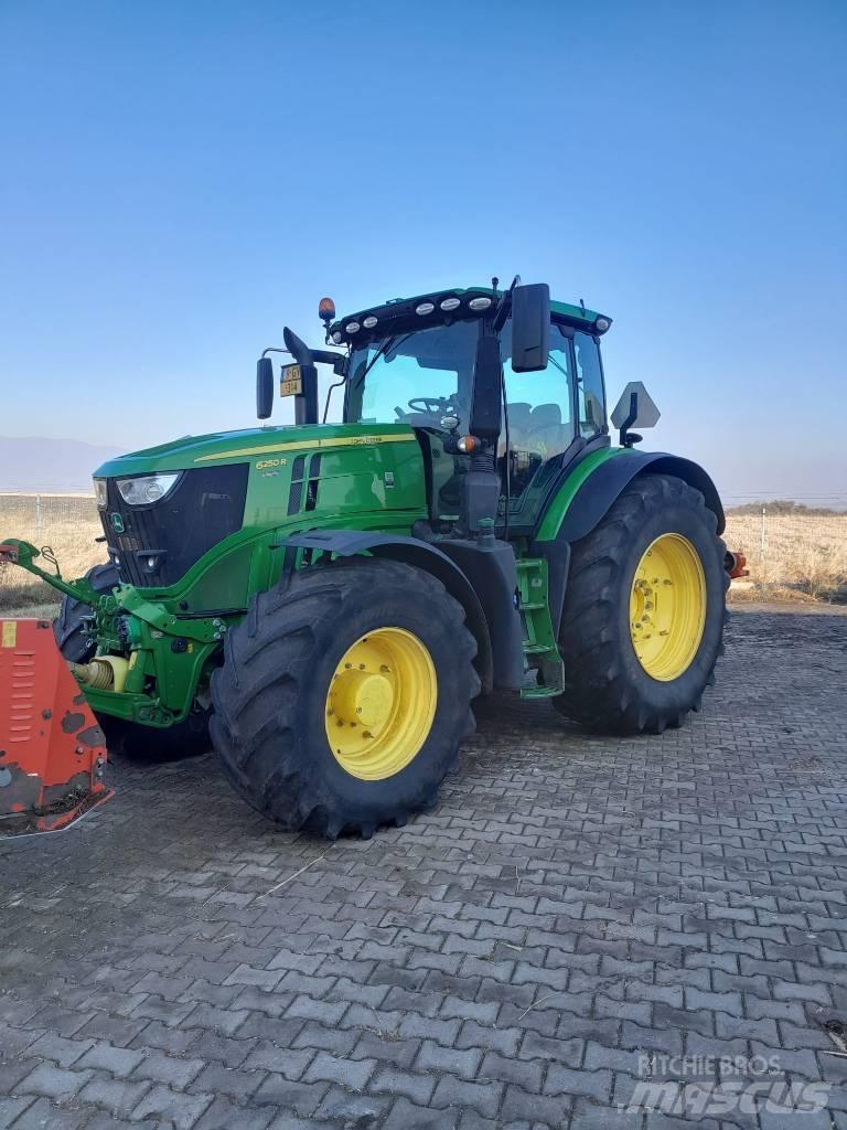 John Deere 6250R Traktörler