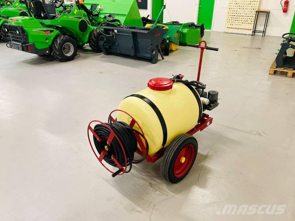 Hardi TR3-200 Çekilir pülverizatörler