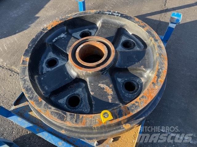 CAT 6020 NEW IDLER Paletler