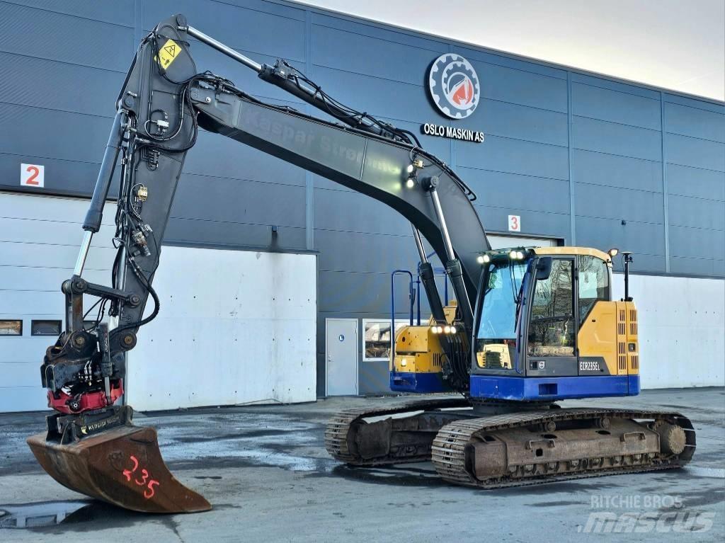 Volvo ECR 235 EL Paletli ekskavatörler