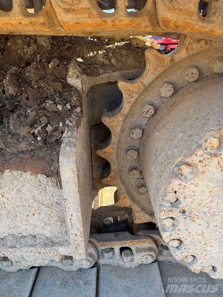 Volvo ECR235EL Paletli ekskavatörler
