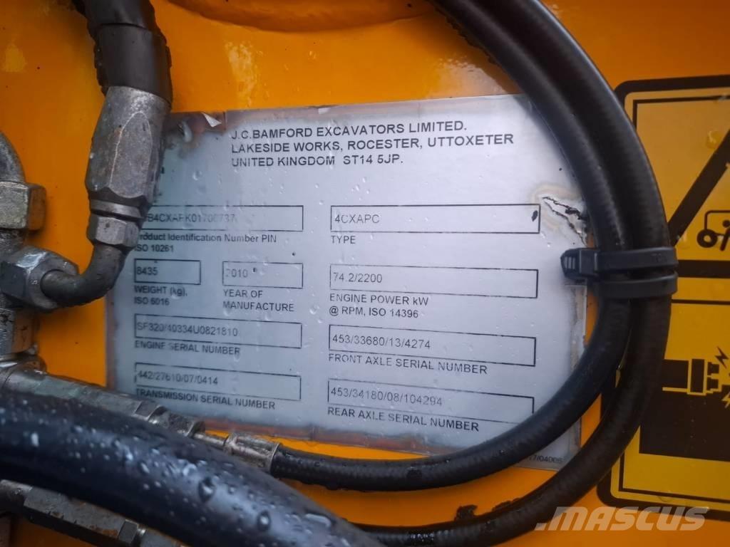 JCB 4 CX APC Kazıcı yükleyiciler - beko loder