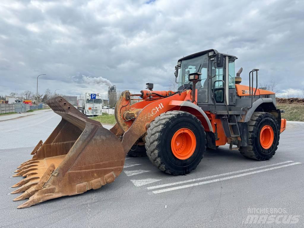 Hitachi ZW 250 Tekerlekli yükleyiciler