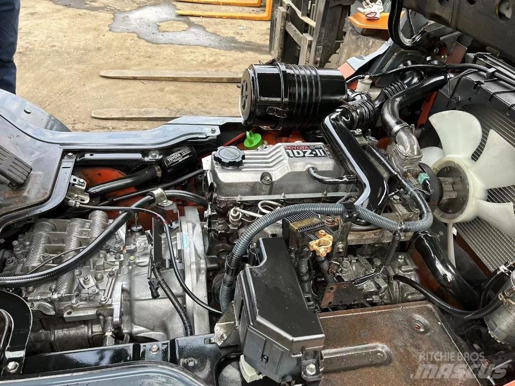 Toyota Toyota8F FD30 Dizel forkliftler
