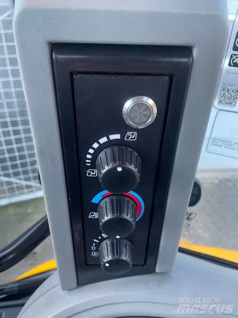 JCB 4CX Pro Kazıcı yükleyiciler - beko loder