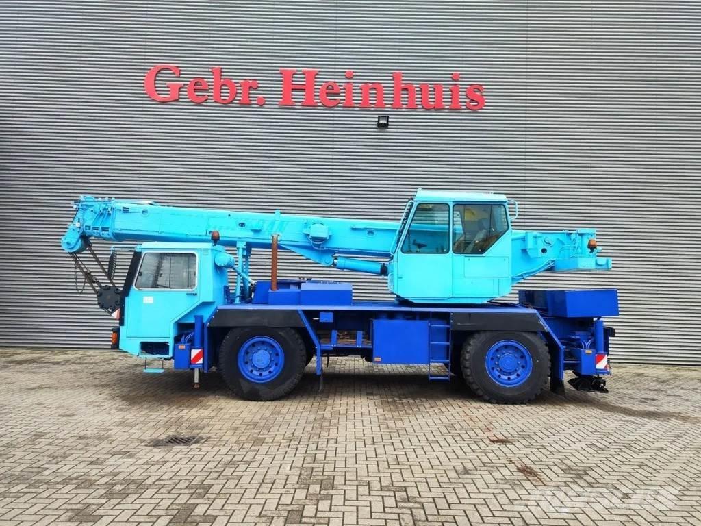 Liebherr LTM 1025 Yol-Arazi Tipi Vinçler (AT)