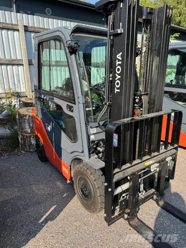 Toyota Tonero 18 Dizel forkliftler