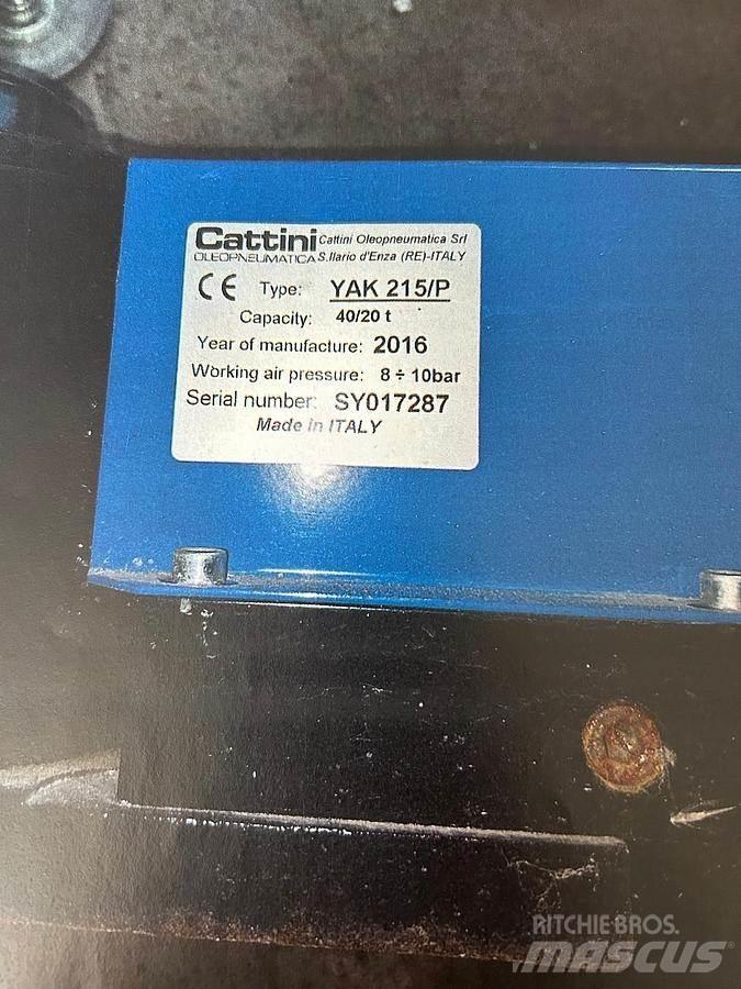  Berner YAK 215/P Digerleri