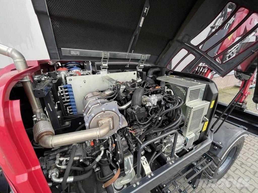 Yanmar B75W Lastik tekerli ekskavatörler