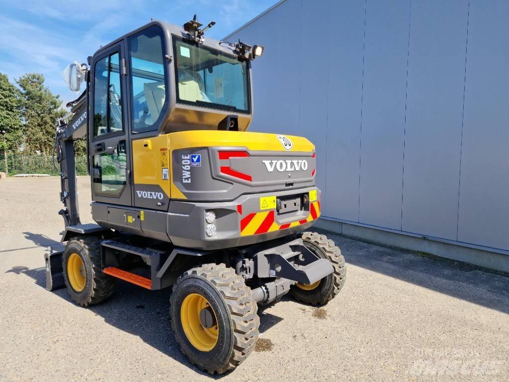 Volvo EW 60 E Lastik tekerli ekskavatörler
