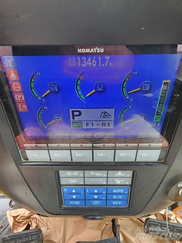 Komatsu D 65 PX-17 Paletli dozerler
