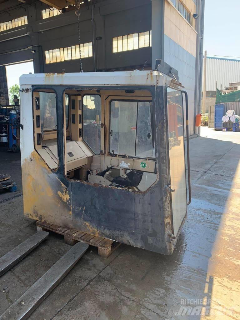 CAT 375 Kabin