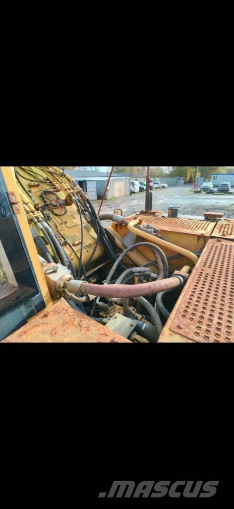 CAT 345 B L Paletli ekskavatörler