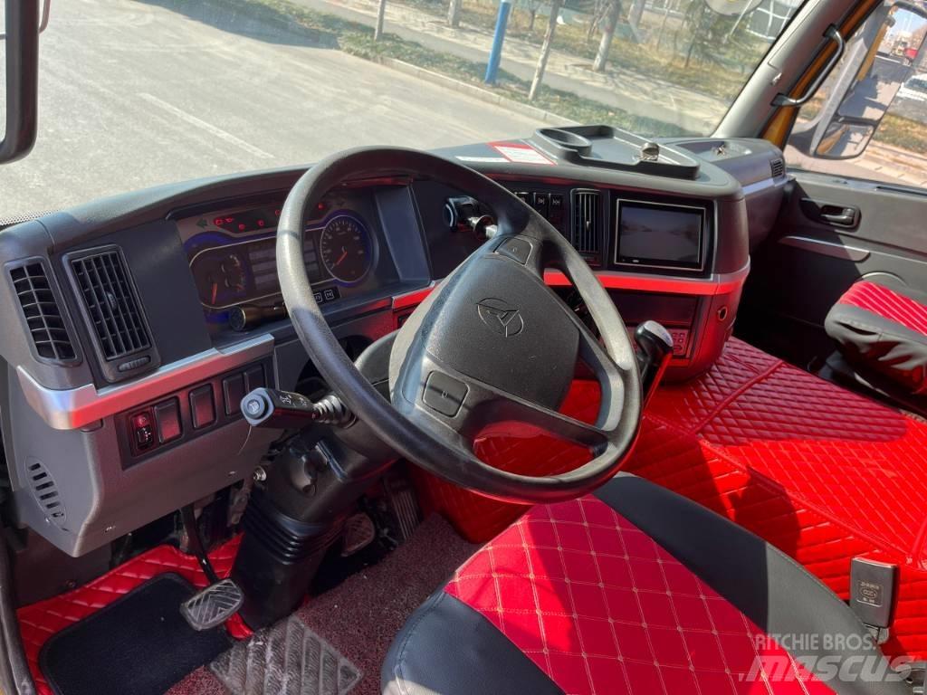 Sany STC800T6 Yol-Arazi Tipi Vinçler (AT)