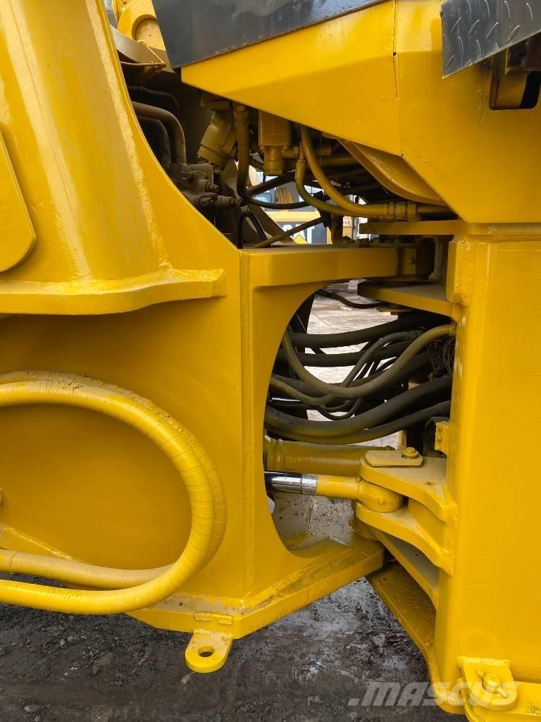 Komatsu WA 470-3 Tekerlekli yükleyiciler